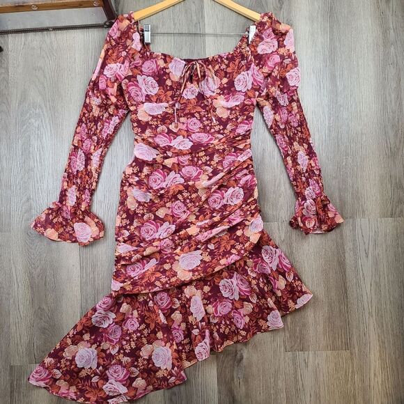 Wayf Long Sleeve Floral Mini Dress size M - Picture 1 of 11
